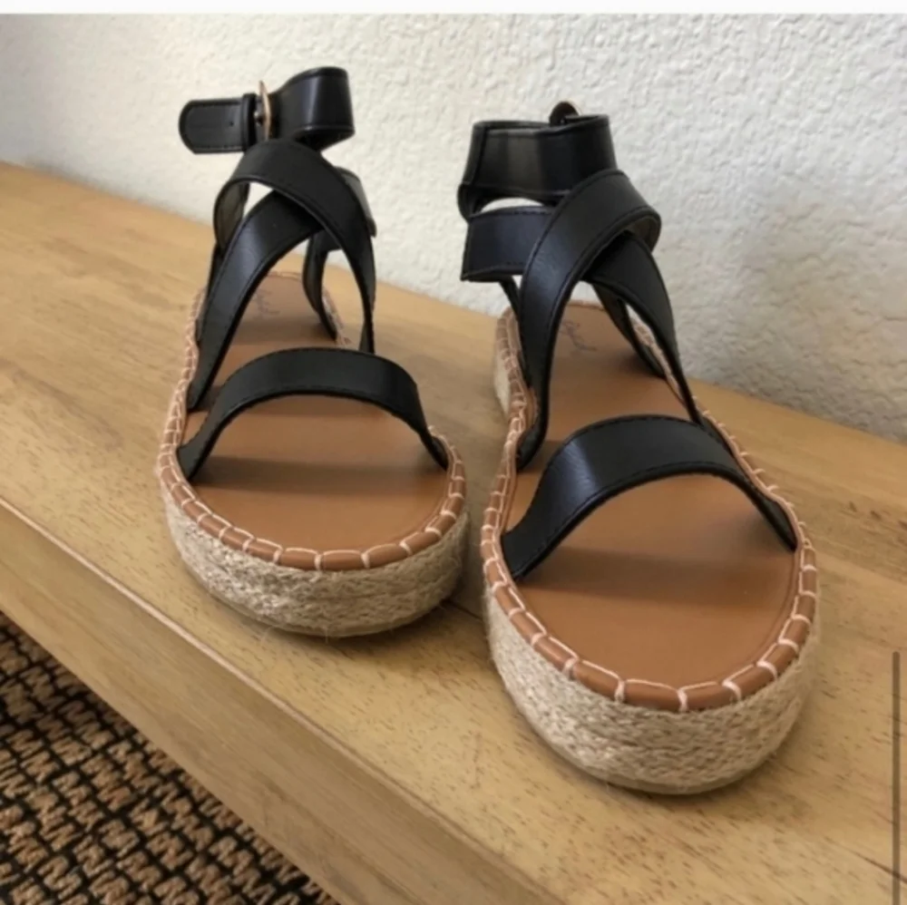 Womens New Strappy Sandals